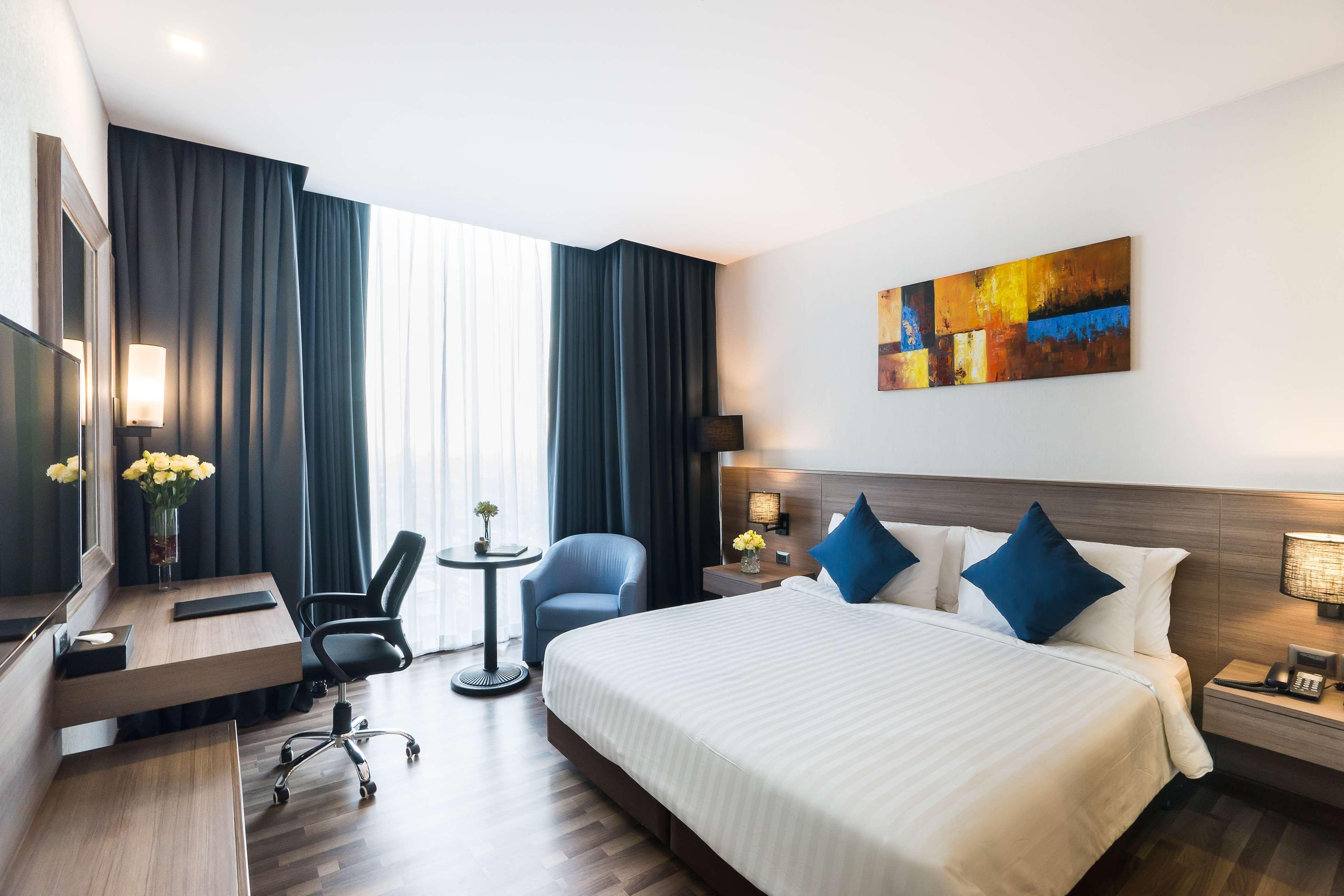 Best Western Plus Wanda Grand Hotel Нонтабури Екстериор снимка