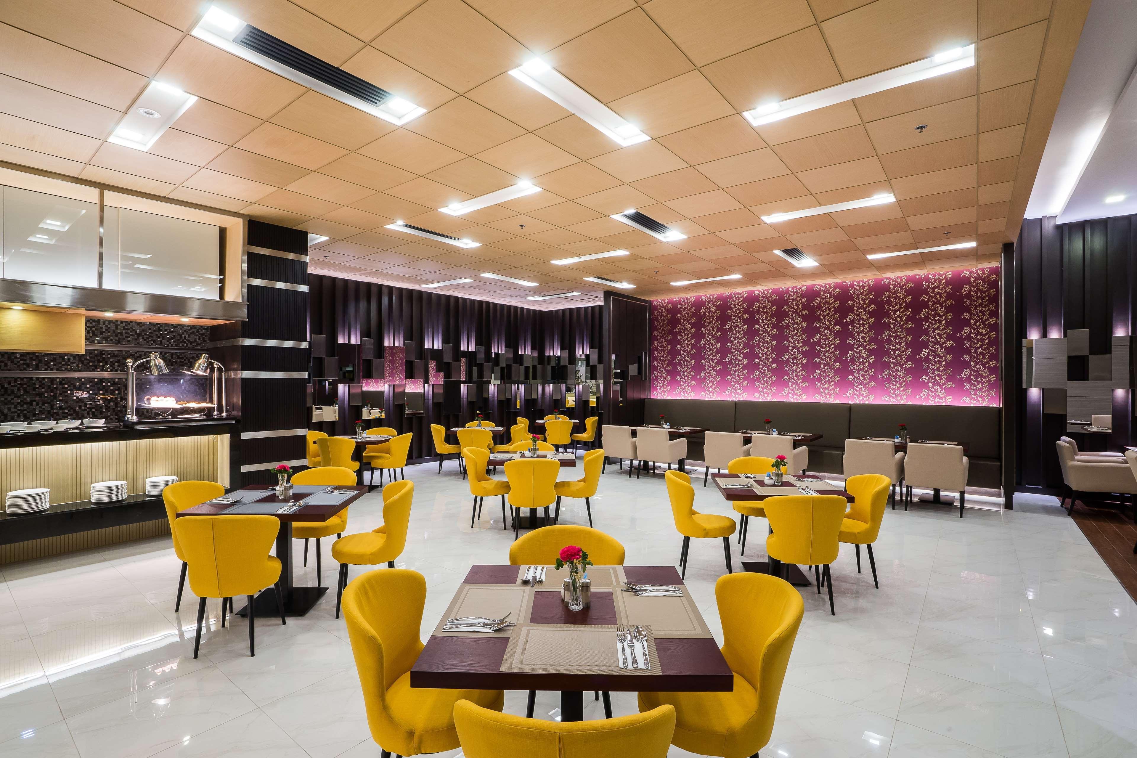Best Western Plus Wanda Grand Hotel Нонтабури Екстериор снимка